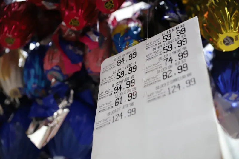 Procon de Criciúma divulga pesquisa de preços de ovos de Páscoa em supermercados da cidade