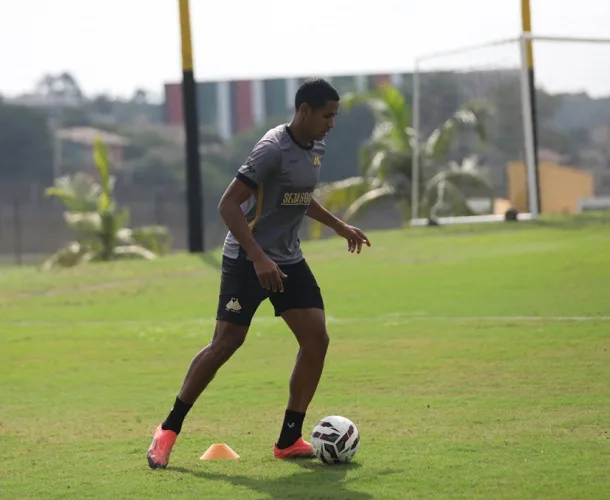 Criciúma segue em treinamento e confiança no trabalho de Eduardo Baptista