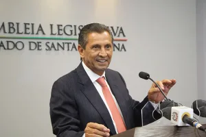 Júlio Garcia reage a especulações e bate o martelo: projeto é Brasília, não recuo para a Alesc