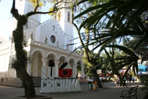 Abril Verde e Amarelo: Dia D de mobilização da campanha acontece neste sábado, em Criciúma