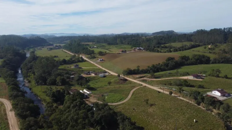 Lauro Müller garante mais de 7 km de pavimentação pelo Estrada Boa Rural