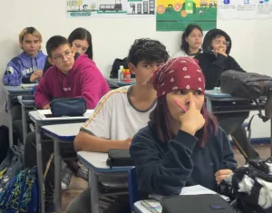 Alunos arrecadam mais de 350 quilos de tampinhas em gincana ambiental em Cocal do Sul