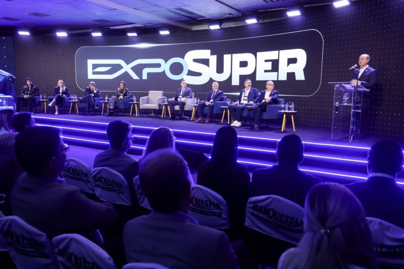 Governador Jorginho Mello participa da cerimônia de abertura da ExpoSuper 2026