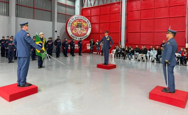 4º Batalhão de Bombeiros Militar em Criciúma realiza troca de comando