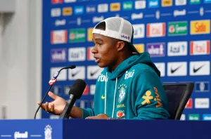 Endrick exalta Ancelotti na Seleção