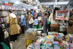 Cultura e história se encontram na 19ª Feira do Livro de Criciúma
