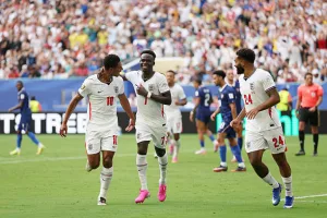 HISTÓRICO: INGLATERRA VENCE A FRANÇA POR 6 A 4 EM DISPUTA PELO TERCEIRO LUGAR MAIS GOLS DA HISTÓRIA DAS COPAS