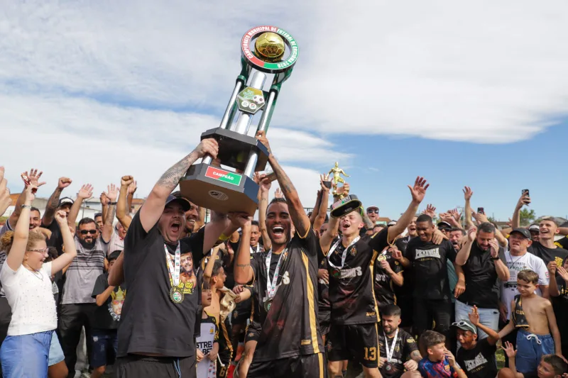 Amigos do Pexinga é o campeão do Campeonato Municipal de Futebol de Criciúma