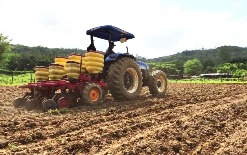 Agricultura de Urussanga supera 4,1 mil horas de máquinas e amplia apoio ao produtor rural