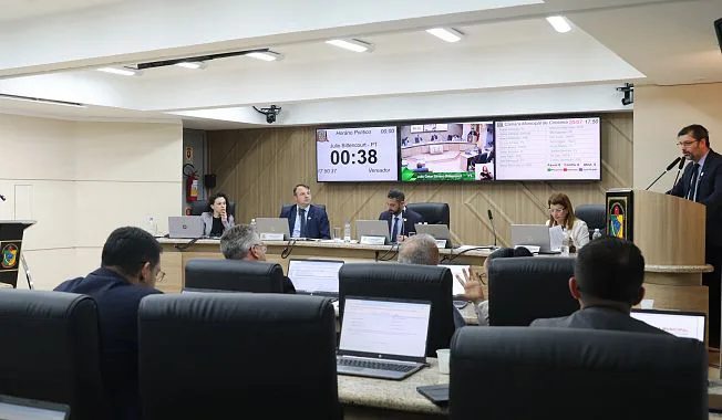 Voz dos Bairros na Câmara: Vereadores Cobram Melhorias na Infraestrutura e Saúde de Criciúma