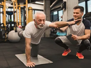 Músculos Fortes, Coração Jovem: Estudo Revela que Musculação Reverte o Envelhecimento Cardíaco após os 60