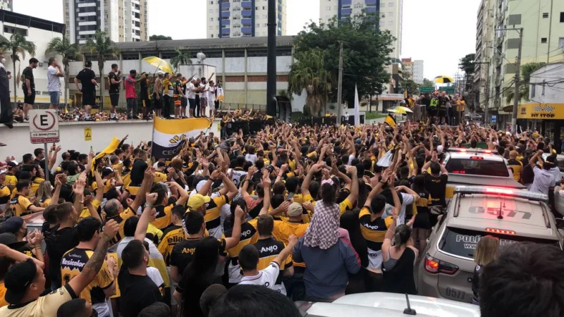 Criciúma recebe o Náutico no Majestoso e Torcida Carvoeira promete grande recepção
