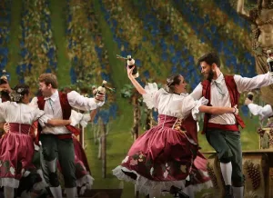 Cocal do Sul resgata grupo de dança folclórica italiana e abre inscrições para aulas gratuitas