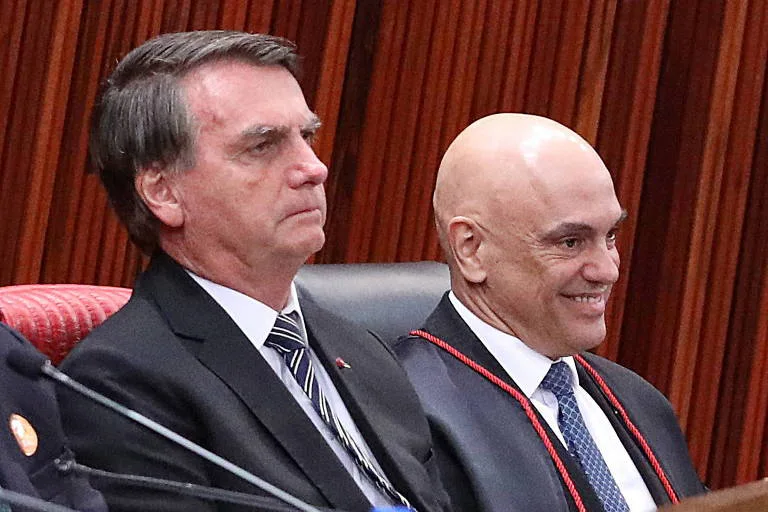 Moraes nega pedido de Bolsonaro para receber visita dos filhos no Dia dos Pais