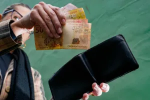 Desenrola Adimplentes começa a operar nesta terça-feira