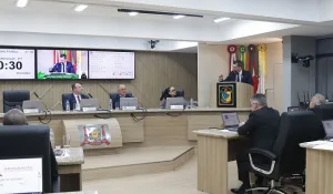 Com apoio do Legislativo, campinho de areia do bairro Vida Nova é revitalizado