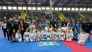Içara se destaca no Campeonato Catarinense Escolar de Karatê com 69 medalhas