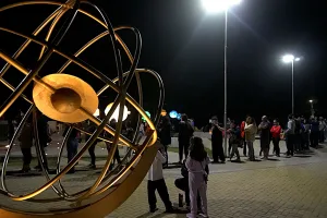 Parque Astronômico promove observação de eclipse lunar nesta quinta-feira