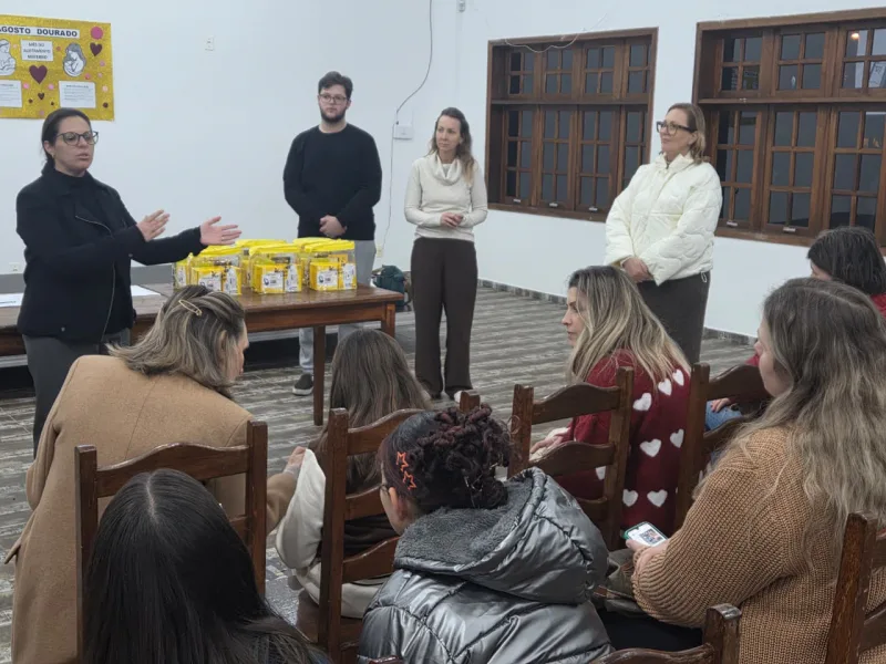 Urussanga entrega os primeiros sensores de monitoramento de glicose a crianças e adolescentes