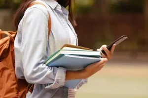 Criciúma publica edital para bolsas de estudo de Ensino Superior