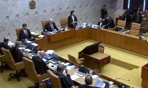 Segunda Turma do STF forma maioria para afastar diretor-geral da PF