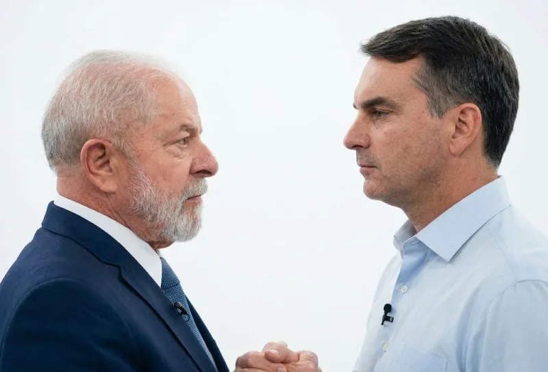 Lula (45,16%) e Flávio Bolsonaro (47,03%) vão ao 2º turno em disputa acirrada